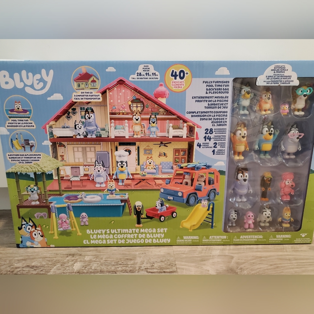 Bluey Ultimate Mega Set